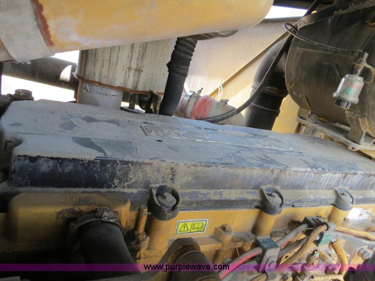 image for item B2382 2006 Caterpillar RM-300 rotary mill recycler/reclaimer