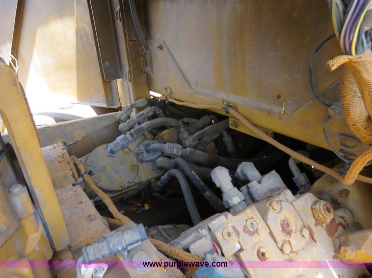 image for item B2382 2006 Caterpillar RM-300 rotary mill recycler/reclaimer