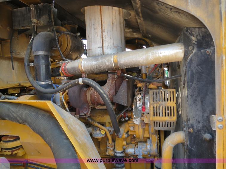 image for item B2382 2006 Caterpillar RM-300 rotary mill recycler/reclaimer