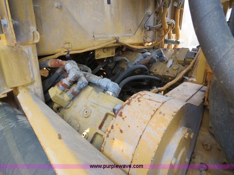 image for item B2382 2006 Caterpillar RM-300 rotary mill recycler/reclaimer