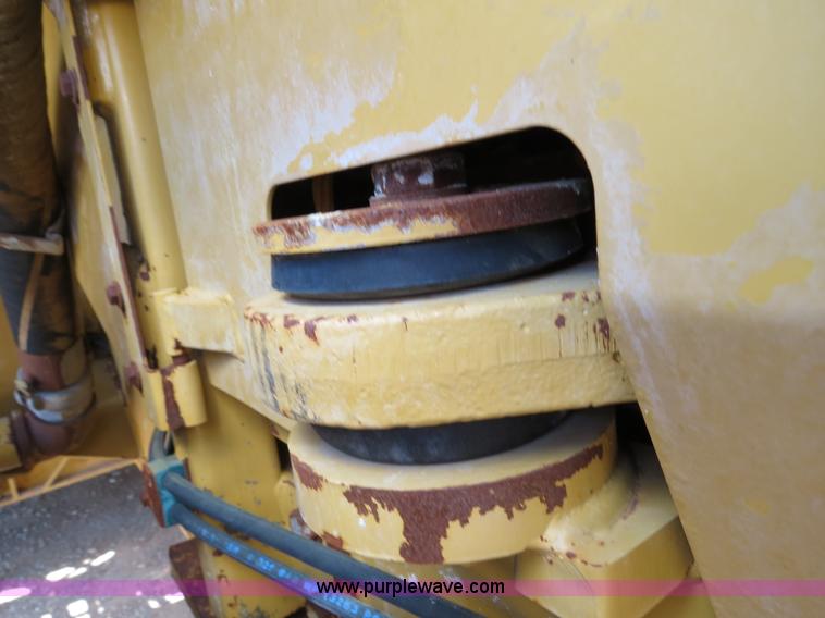 image for item B2382 2006 Caterpillar RM-300 rotary mill recycler/reclaimer