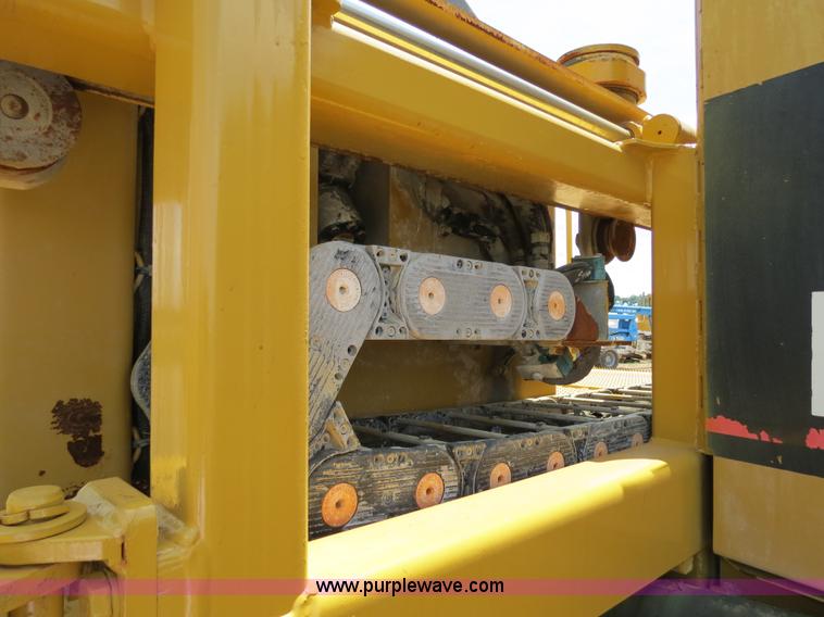 image for item B2382 2006 Caterpillar RM-300 rotary mill recycler/reclaimer