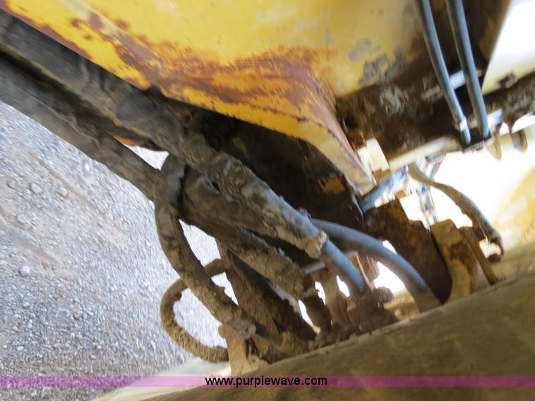 image for item B2382 2006 Caterpillar RM-300 rotary mill recycler/reclaimer