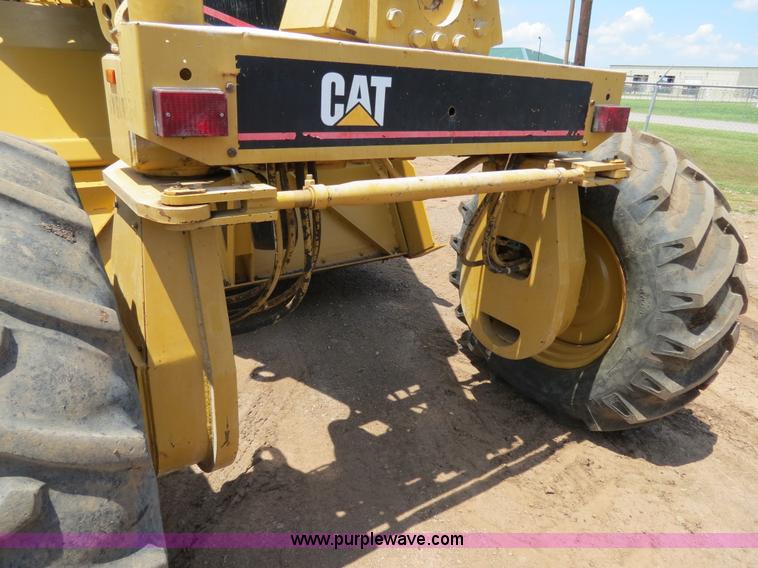 image for item B2382 2006 Caterpillar RM-300 rotary mill recycler/reclaimer