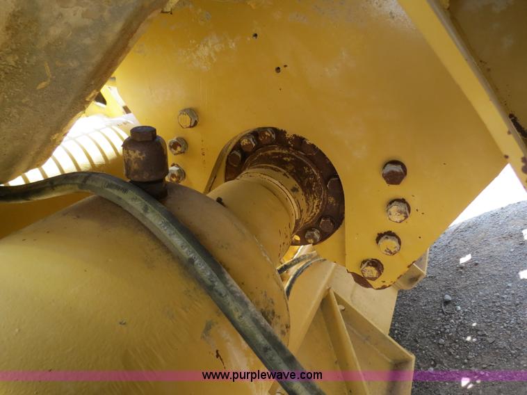 image for item B2382 2006 Caterpillar RM-300 rotary mill recycler/reclaimer