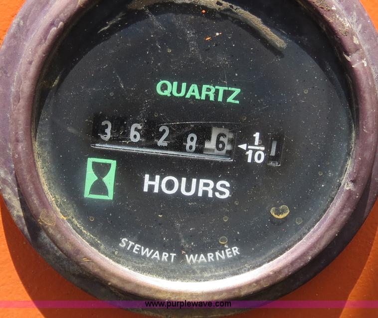 image for item B2383 2004 Lull 1044C-54 telehandler