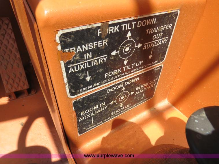 image for item B2383 2004 Lull 1044C-54 telehandler