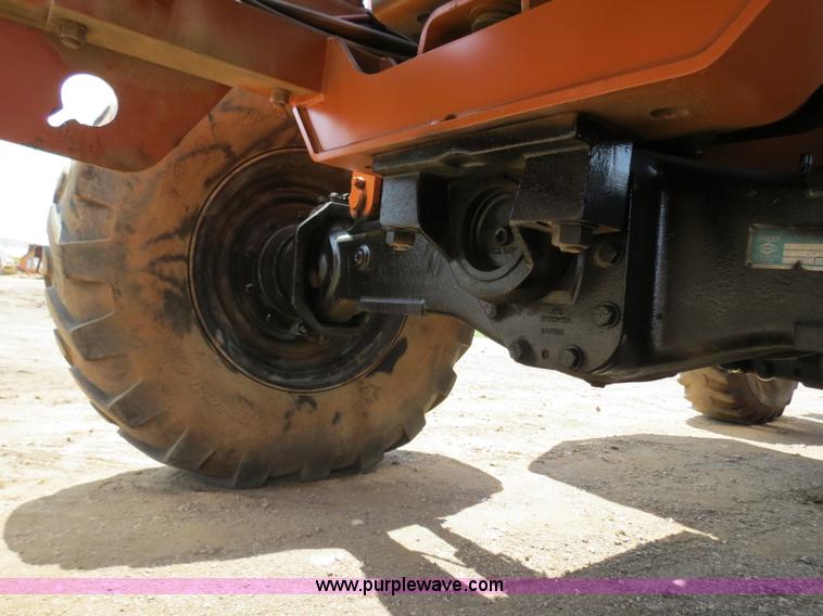 image for item B2383 2004 Lull 1044C-54 telehandler