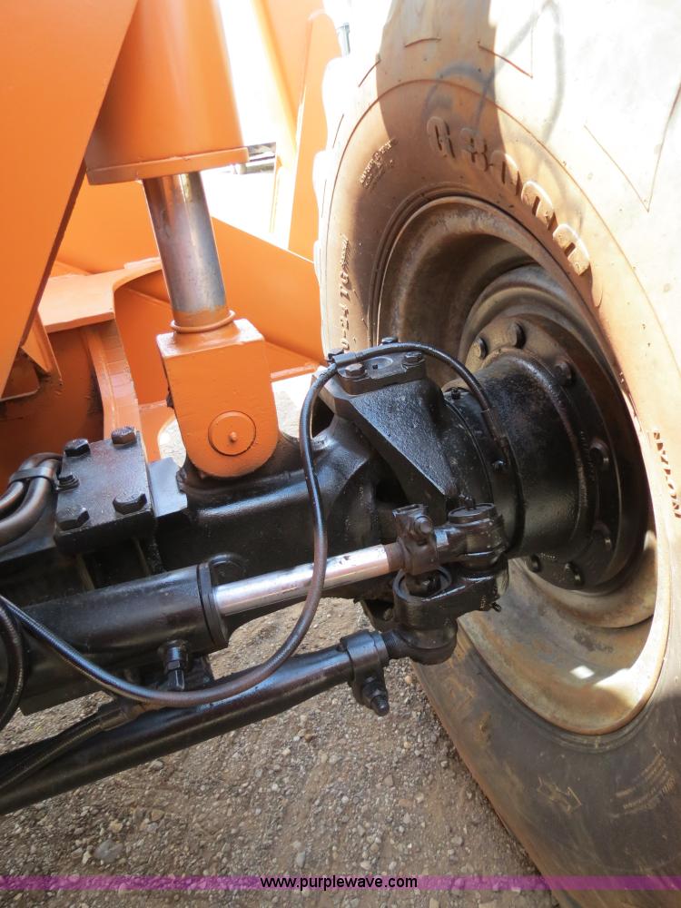 image for item B2383 2004 Lull 1044C-54 telehandler