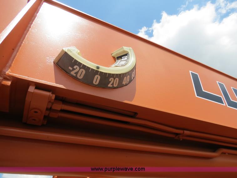 image for item B2383 2004 Lull 1044C-54 telehandler