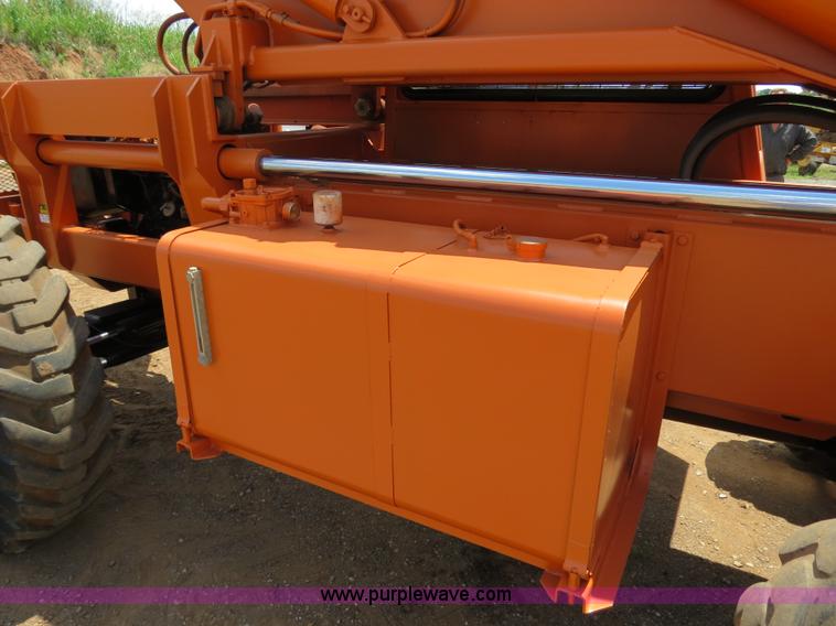 image for item B2383 2004 Lull 1044C-54 telehandler