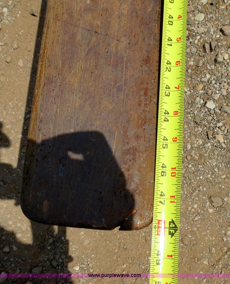 image for item B2383 2004 Lull 1044C-54 telehandler