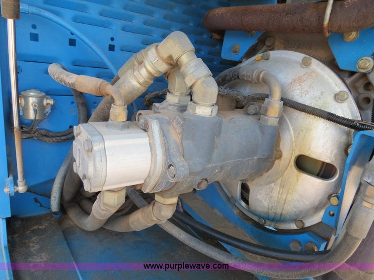 image for item B2387 1999 Genie Z-60/34 articulating boom lift