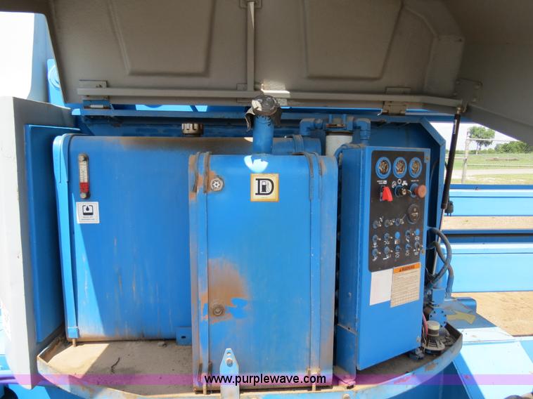 image for item B2387 1999 Genie Z-60/34 articulating boom lift