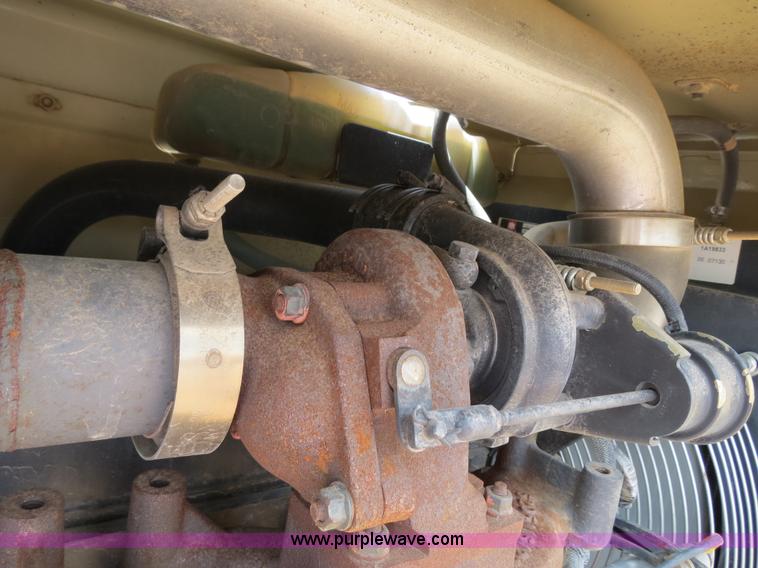 image for item B2389 2006 Ingersoll Rand PT-125R pneumatic roller