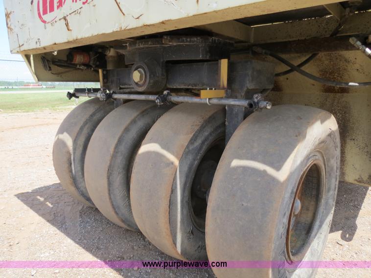 image for item B2389 2006 Ingersoll Rand PT-125R pneumatic roller