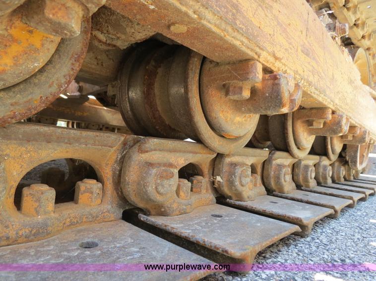 image for item B2392 1982 Komatsu D20A-5 dozer