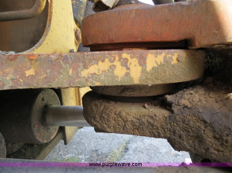 image for item B2397 Case 480D backhoe