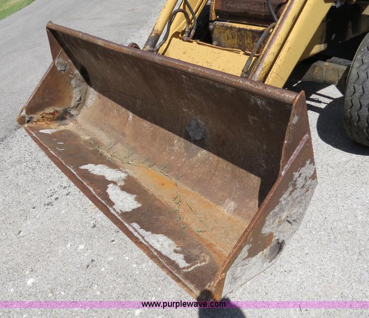 image for item B2397 Case 480D backhoe