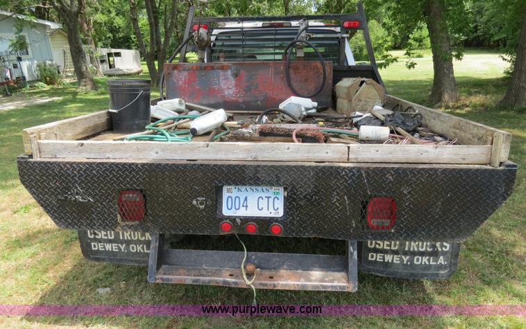 image for item B2401 1998 Chevrolet 3500 flatbed pickup truck
