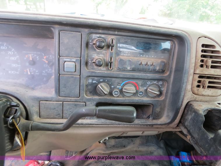 image for item B2401 1998 Chevrolet 3500 flatbed pickup truck