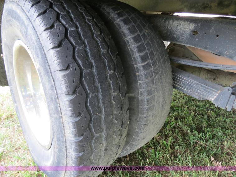 image for item B2401 1998 Chevrolet 3500 flatbed pickup truck