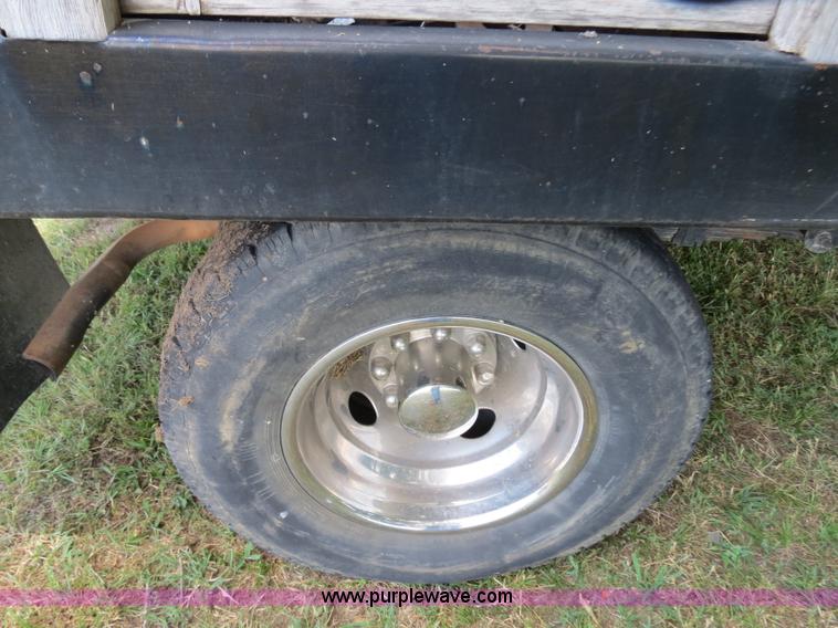 image for item B2401 1998 Chevrolet 3500 flatbed pickup truck