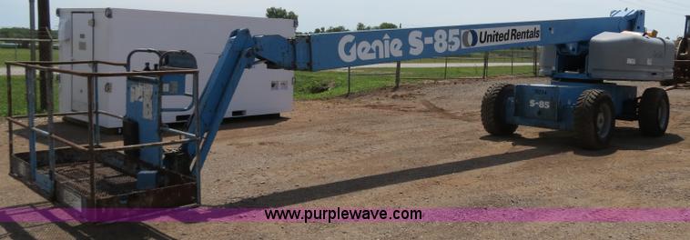 image for item B2408 1999 Genie S85 boom lift