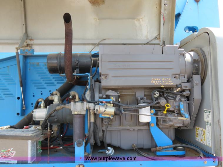 image for item B2408 1999 Genie S85 boom lift