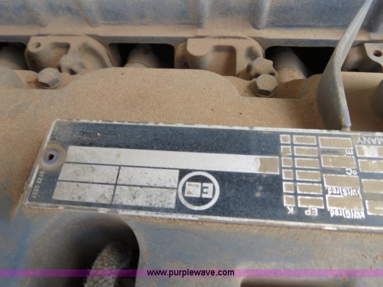 image for item B2408 1999 Genie S85 boom lift