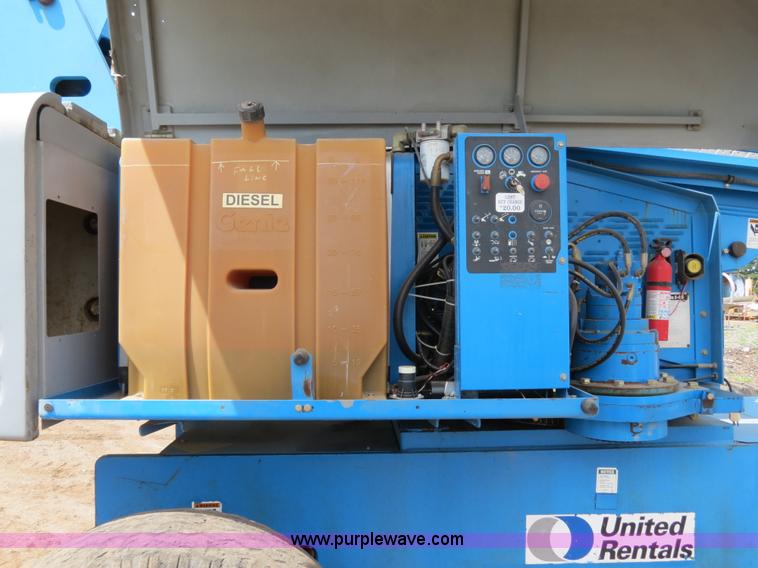 image for item B2408 1999 Genie S85 boom lift