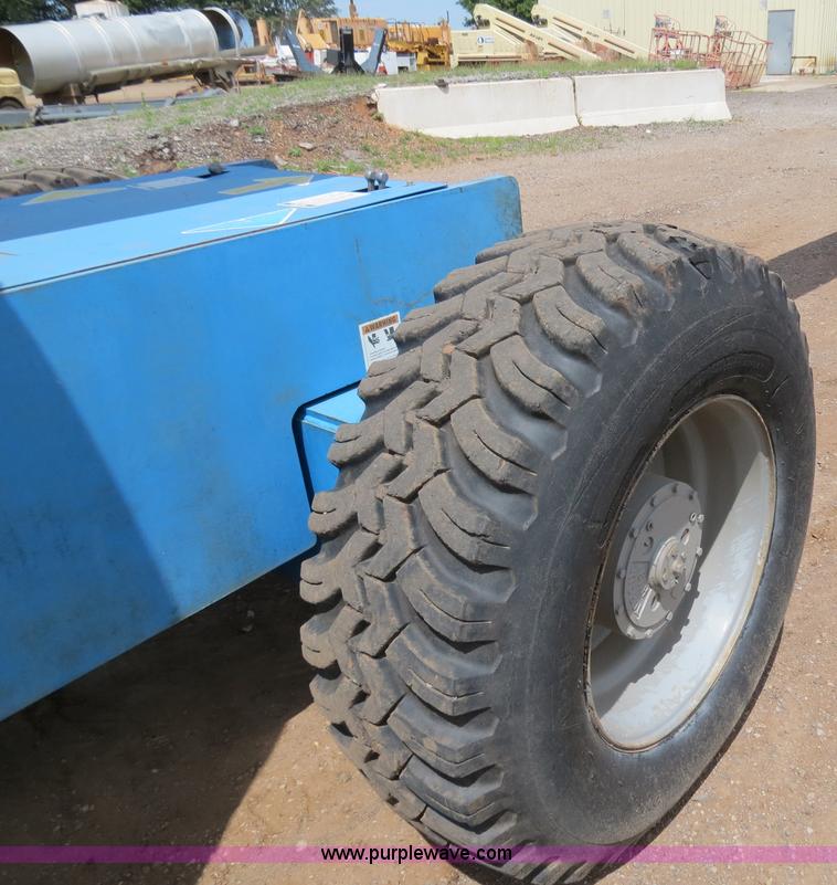 image for item B2408 1999 Genie S85 boom lift