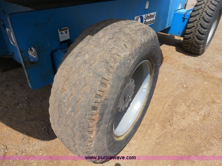 image for item B2408 1999 Genie S85 boom lift