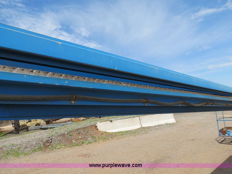 image for item B2408 1999 Genie S85 boom lift