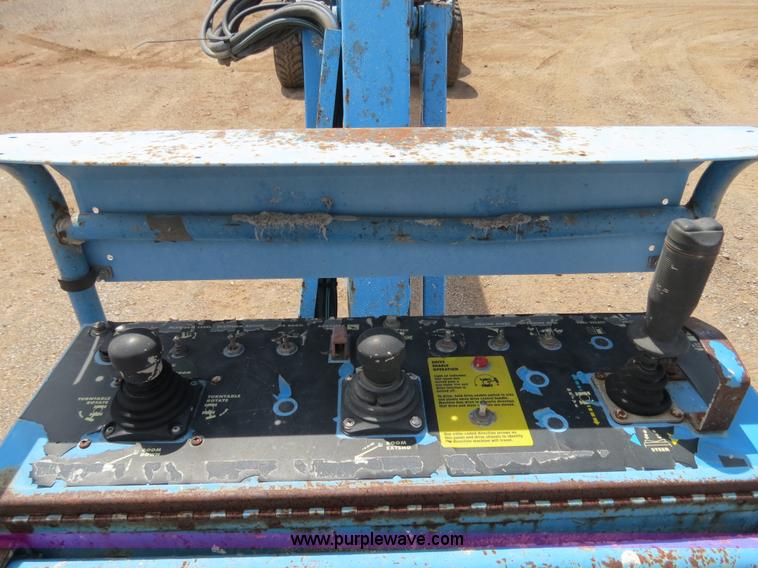 image for item B2408 1999 Genie S85 boom lift