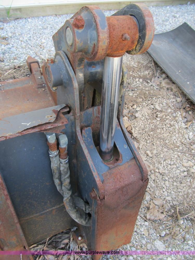 image for item B2718 Melroe 4-in-1 skid steer bucket