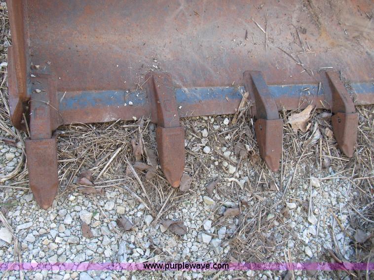 image for item B2718 Melroe 4-in-1 skid steer bucket