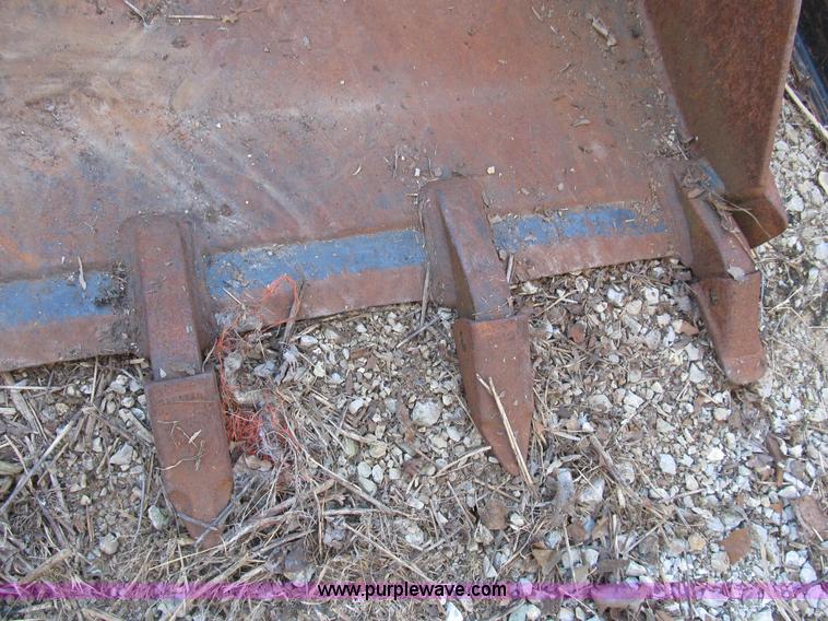 image for item B2718 Melroe 4-in-1 skid steer bucket