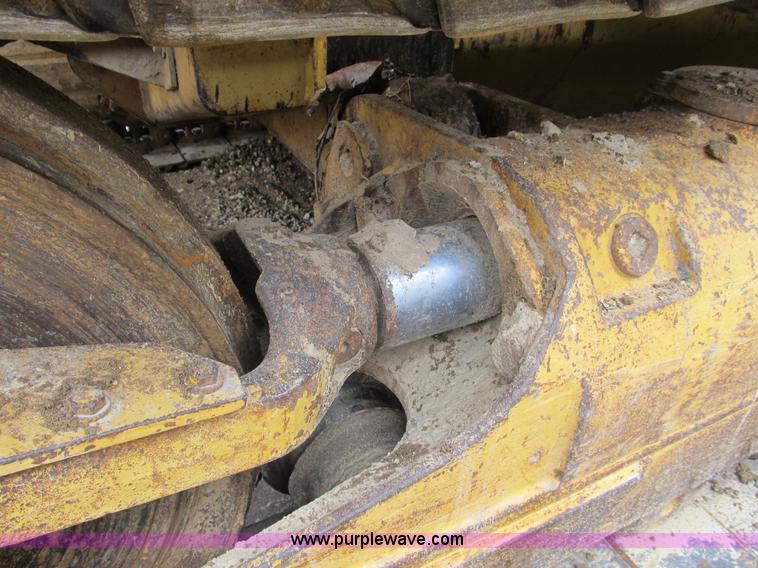 image for item B2721 1994 Caterpillar 953B track loader