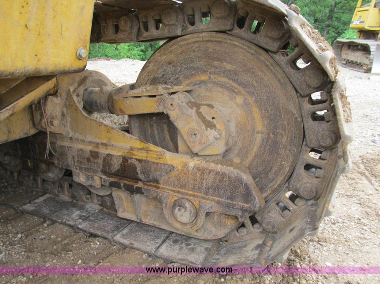image for item B2721 1994 Caterpillar 953B track loader