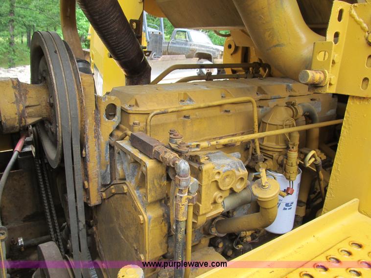 image for item B2721 1994 Caterpillar 953B track loader