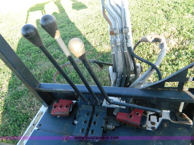 image for item B3711 Bobcat X320 mini excavator