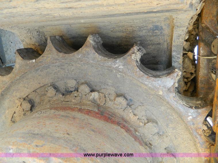 image for item B3735 1993 Hyundai 320LC excavator