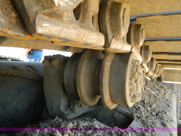 image for item B3735 1993 Hyundai 320LC excavator