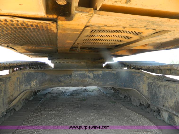 image for item B3735 1993 Hyundai 320LC excavator