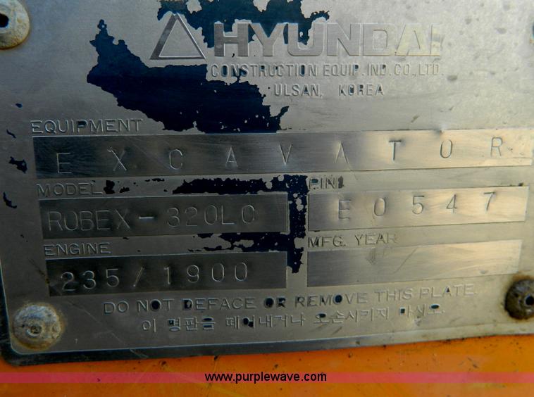 image for item B3735 1993 Hyundai 320LC excavator
