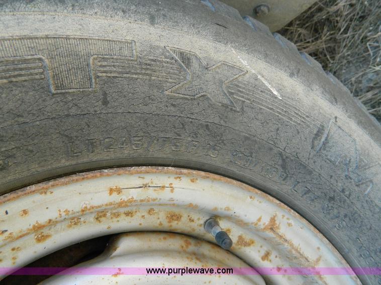 image for item B3743 1989 Chevrolet 2500 pickup truck