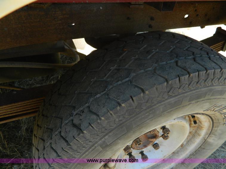 image for item B3743 1989 Chevrolet 2500 pickup truck