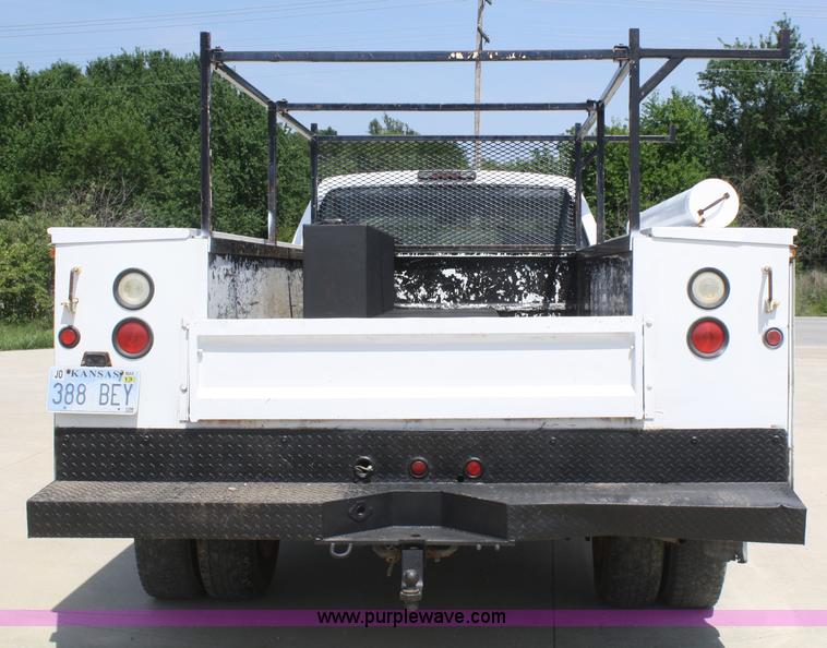 image for item B6756 2000 Chevrolet 3500 service pickup truck