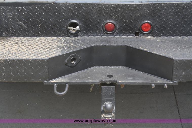 image for item B6756 2000 Chevrolet 3500 service pickup truck